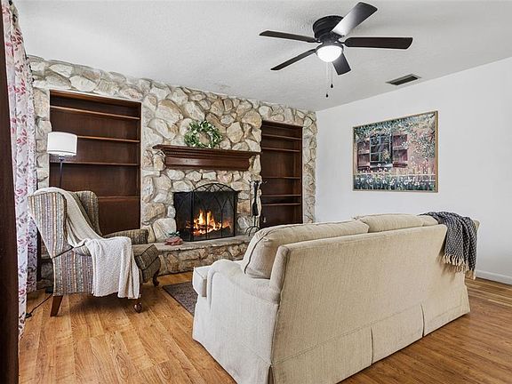 2nd image of 8303 TEMPLE PARK DRIVE