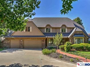 16305 C St, Omaha, NE 68130