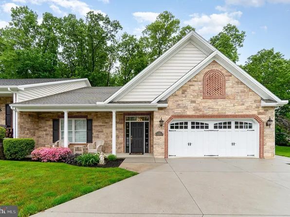 34 Digges Ct, Littlestown, PA 17340