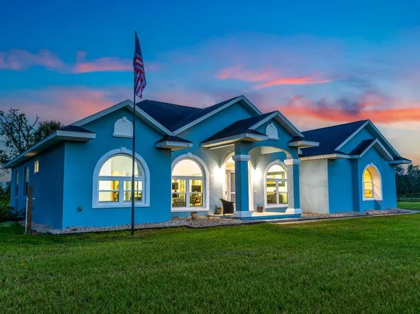 5309 NW 15th St, Bell, FL 32619