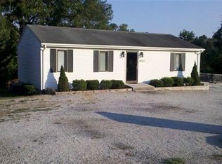 357 S Main St, Amherst, VA 24521