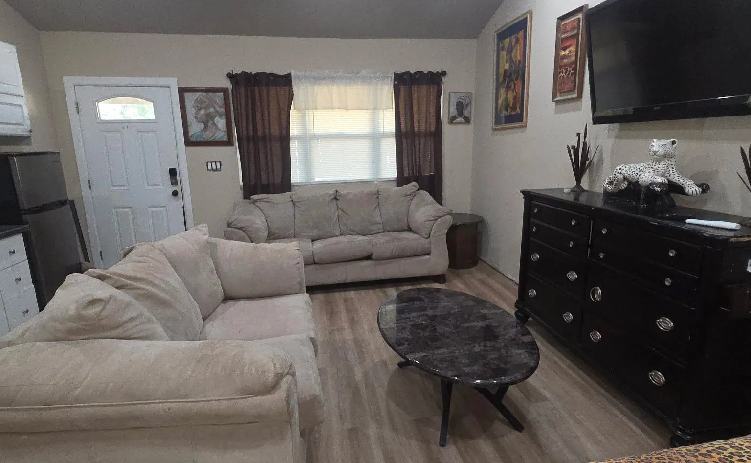 Studio, 450 sqft, $1,800 — Photo 1