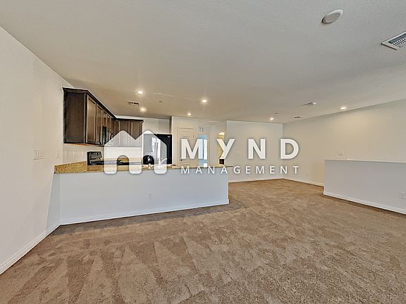 5th image of 4543 Dover Straight St