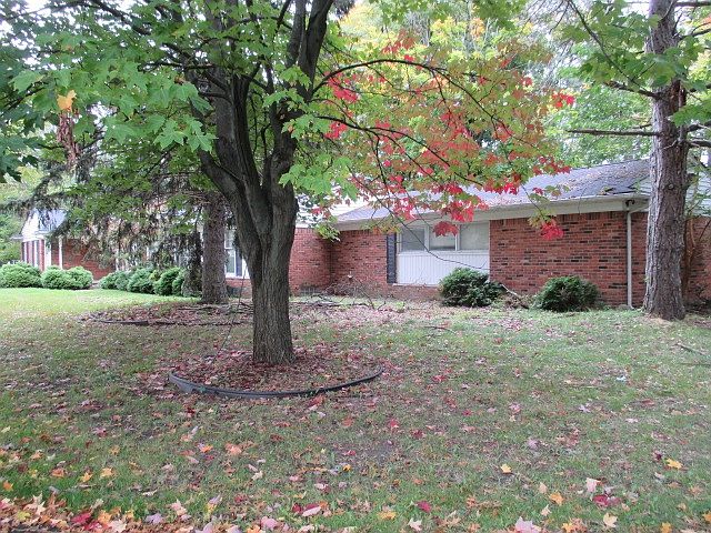 2nd image of 22777 W Ten Mile Rd