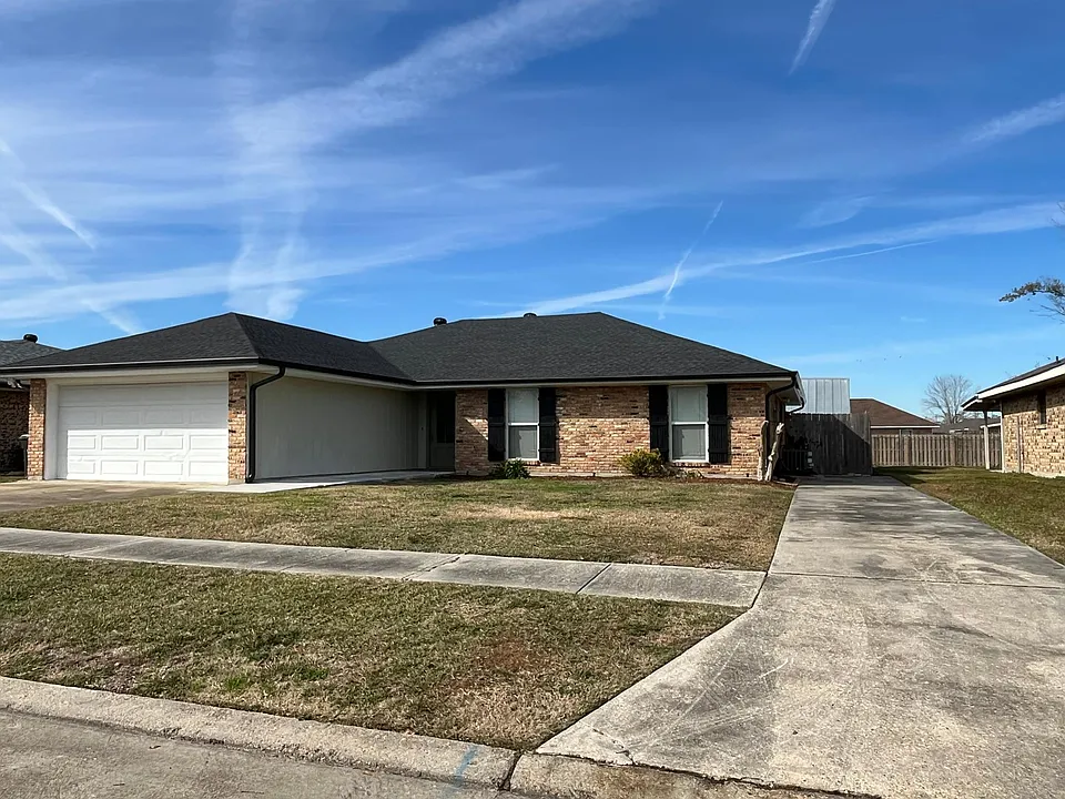 905 Pueblo Dr