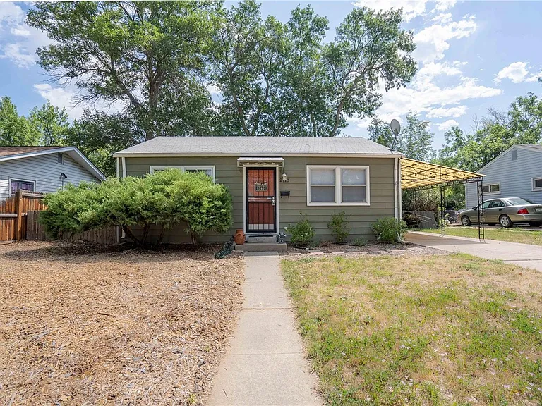 2110 S Hooker Way — Photo 3