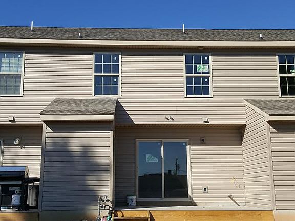 Rear view of 40 Sandune Ct.