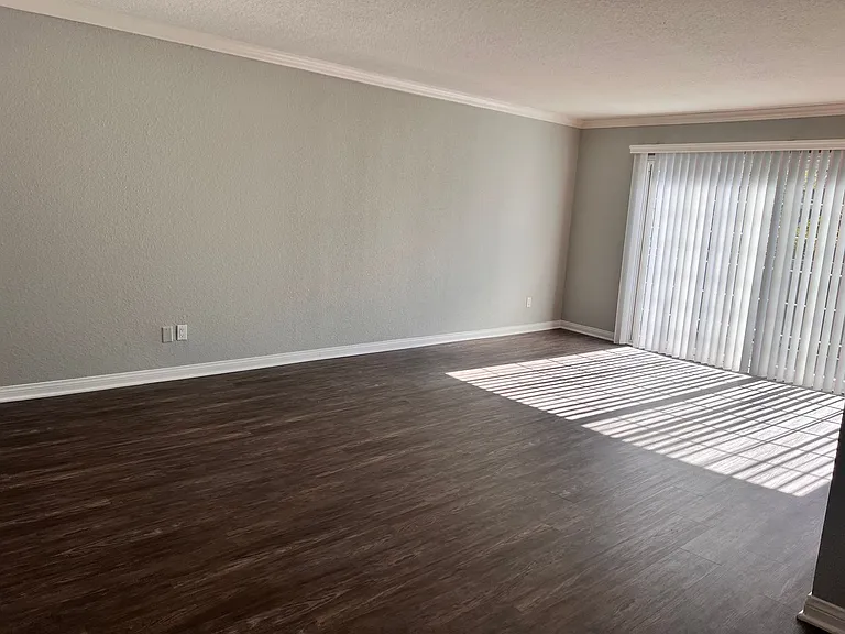 Countrywood Apartments — Photo 50