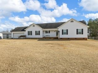 165 Moores Farm Dr, Inman, SC 29349