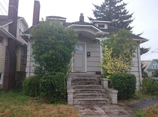 4302 Francis Ave N, Seattle, WA 98103