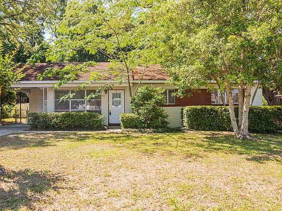 3rd image of 7 Goodman Ln