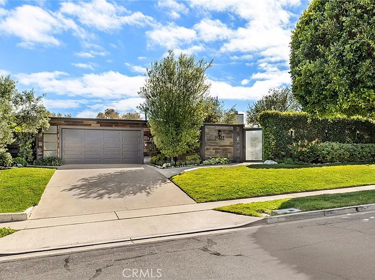 3007 Harbor View Dr — Photo 52