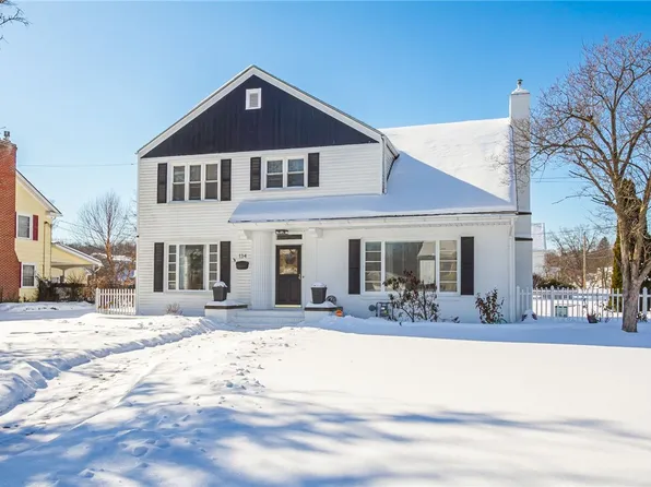 134 Main St, Mount Morris, NY 14510