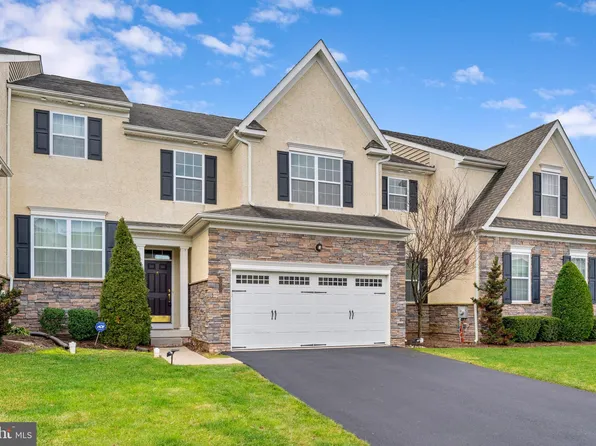 3032 Bainbridge Dr, Lansdale, PA 19446