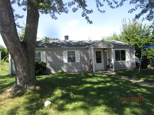 3333 Woldhaven Dr, South Bend, IN 46614