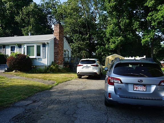 3rd image of 51-53 Thomas Ave