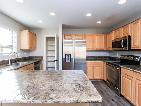5th image of 1674 E Jeanne Ln