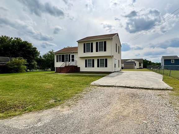 3rd image of 112 Liberty Ave