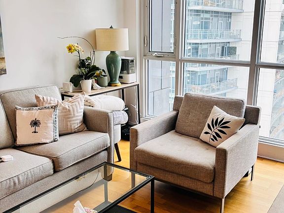 4th image of 295 Adelaide St W #1801