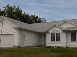 2022 Milligan Ct SW, Cedar Rapids, IA 52404