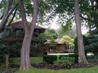 2261 Thorntree Ln, Palatine, IL 60067
