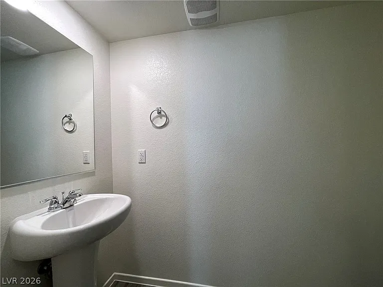 9383 Jade Mesa St — Photo 28