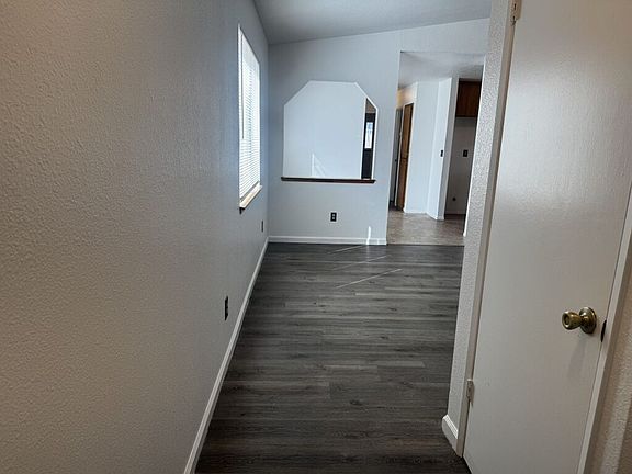 2nd image of 244 N 5th Ave