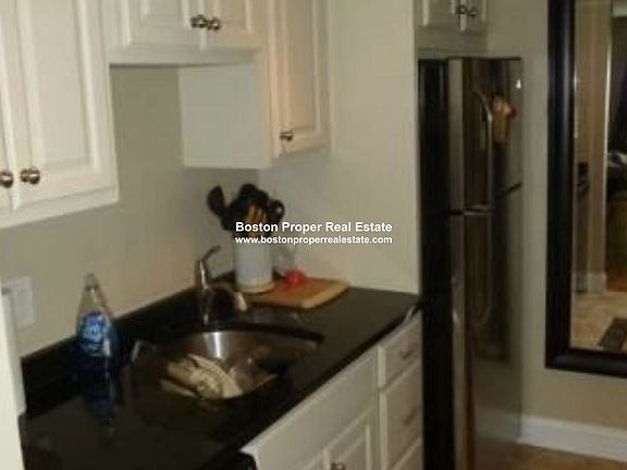 79 Gainsborough #304 Boston - Fenway Unit Photo 3