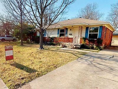 1st image of 10221 Pinecrest Dr