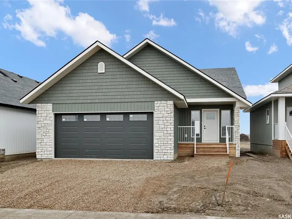 105 Emma CRESCENT, Martensville, SK S0K 2T1