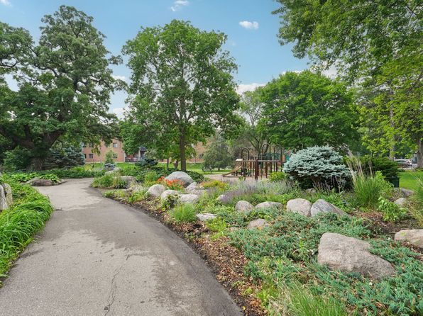 11100 Anderson Lakes Pkwy APT 221