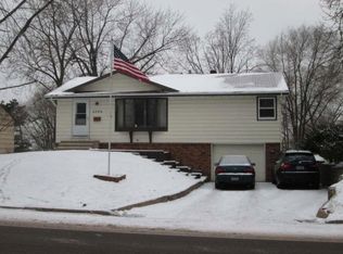 5350 7th St NE, Fridley, MN 55421