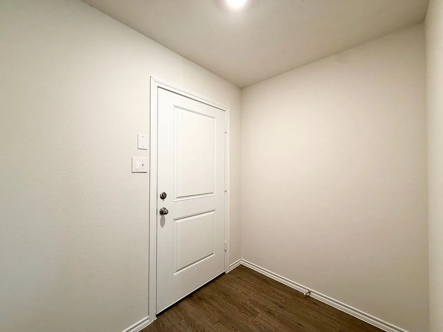 New Construction! Move-In Ready! Beautiful 4br And 2b Open Floor Plan — Photo 3