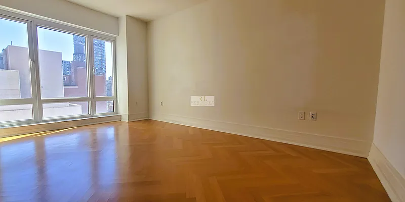 Rented by Rossi Living | media 7