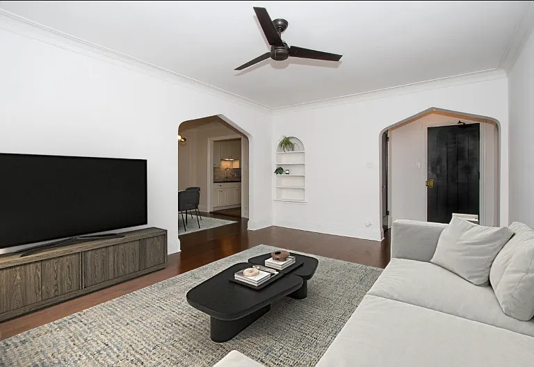 1445 W Elmdale Ave #1 — Photo 4