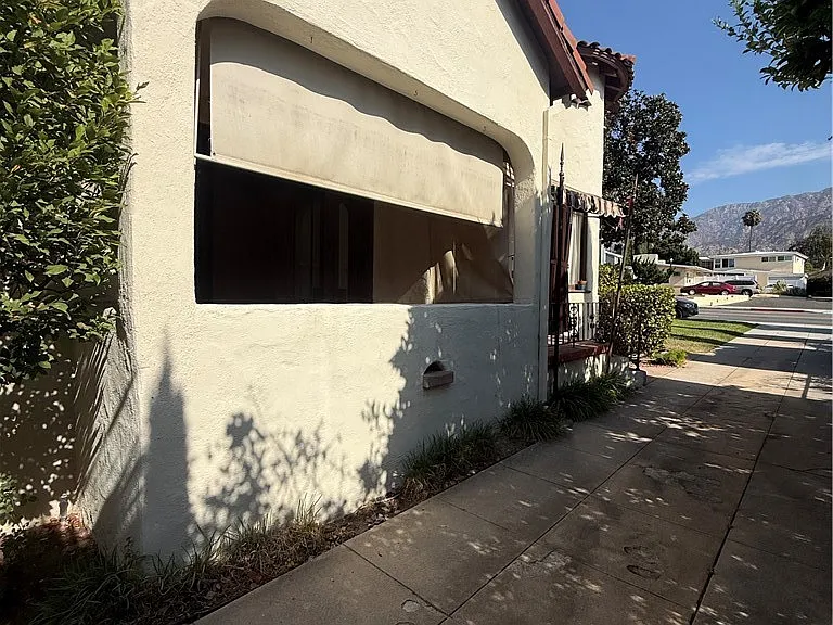 1968 E Washington Blvd — Photo 21