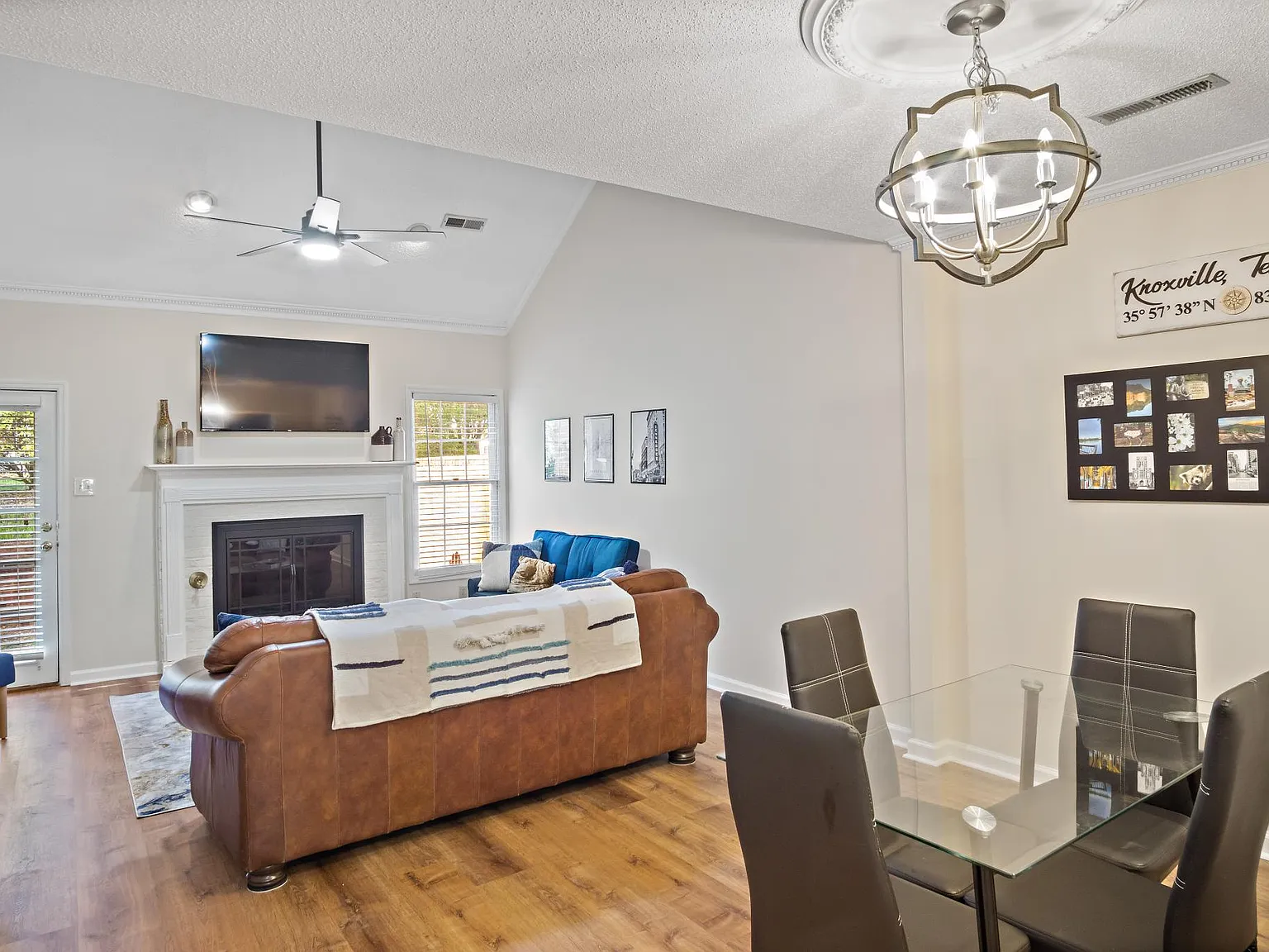 4 bed, 2.5 bath, 1852 sqft, $4,350 — Photo 2