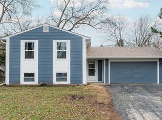208 Andover Ct, Bolingbrook, IL