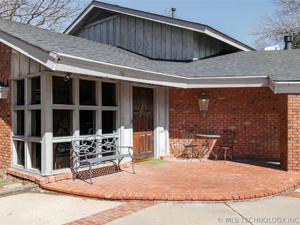 2100 N Star Ct, Bartlesville, OK 74006