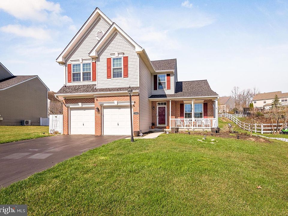 1st image of 114 Waring Dr