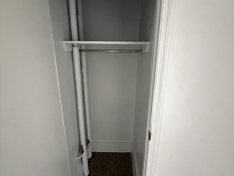 229 E 26th St #3 — Photo 9