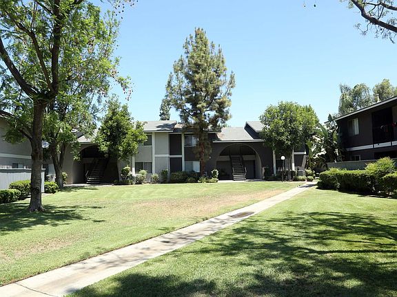 3rd image of 23650 Hemlock Ave #2bdfc2da7
