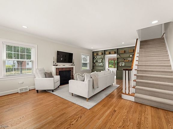 4th image of 2050 Hampton Rd