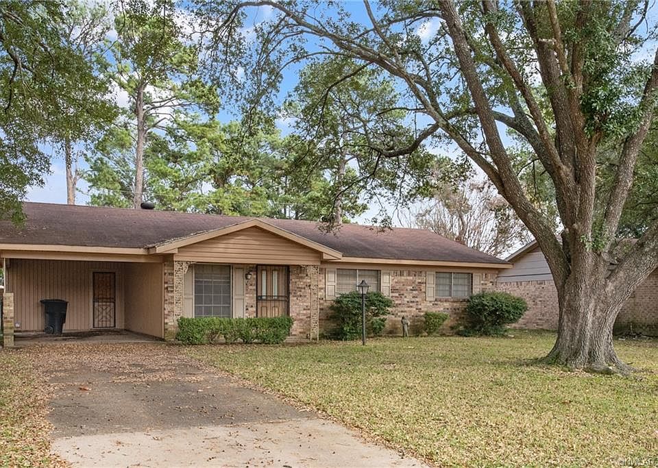 1st image of 3318 Red Bud Ln