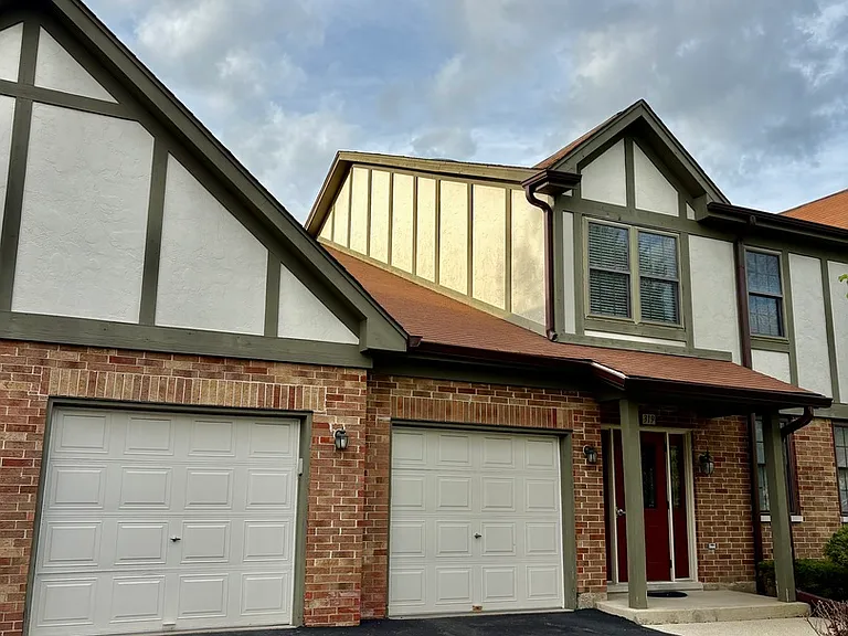 319 Deer Glen Way #2C — Photo 2