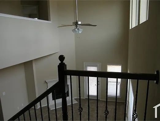 2229 Julian Dr — Photo 7