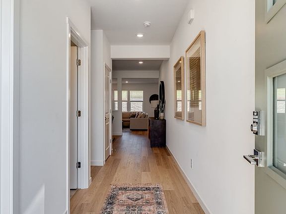 2nd image of 1119 W 15th St