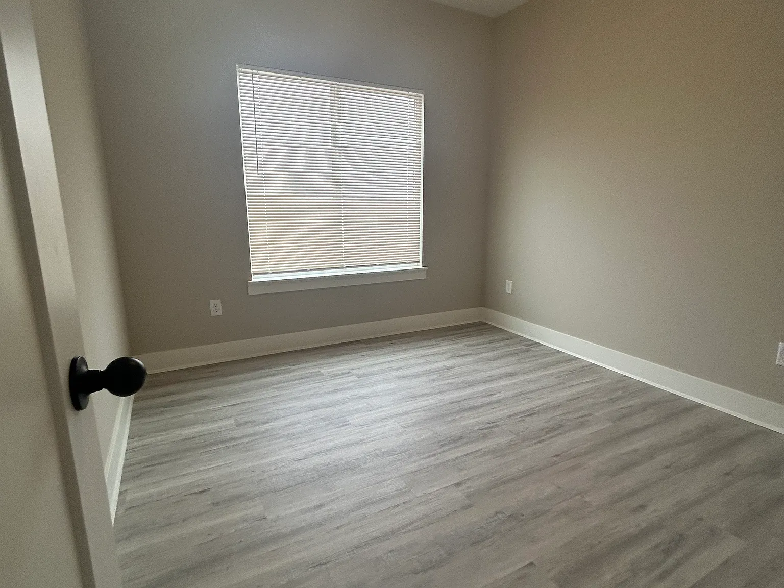 12948 E Blake St — Photo 4