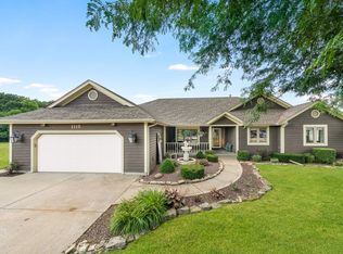 1115 Julia Ln, Plano, IL 60545