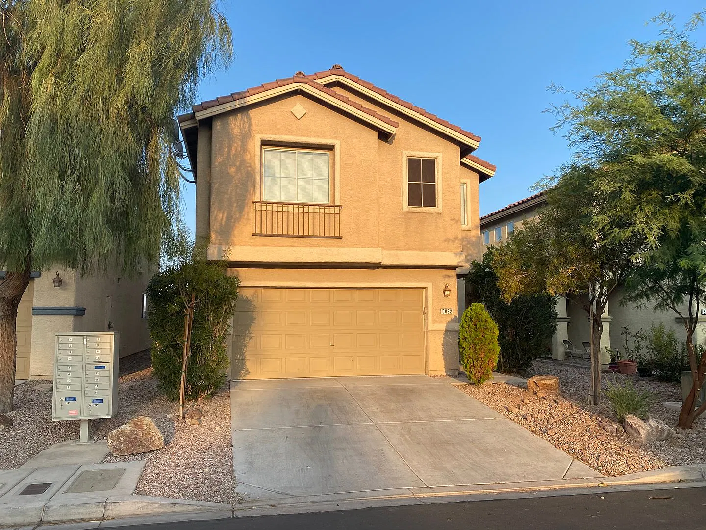 4 Bedroom House! — Photo 1